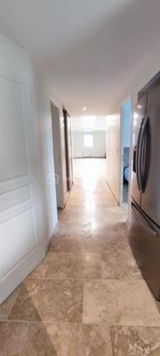 Bureau - 140 m² - 3 pièces