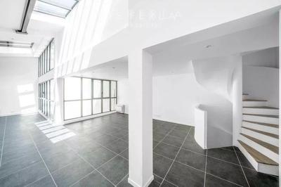 Appartement - 200 m² - 5 pièces