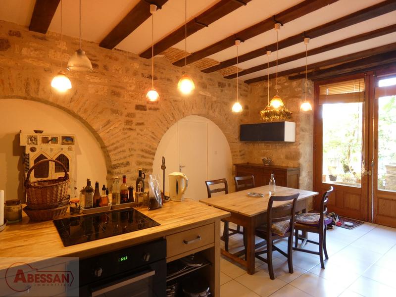 Maison - 355 m² - 10 pièces