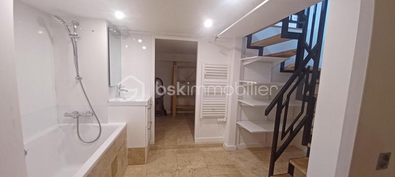 Maison - 98 m² - 5 pièces