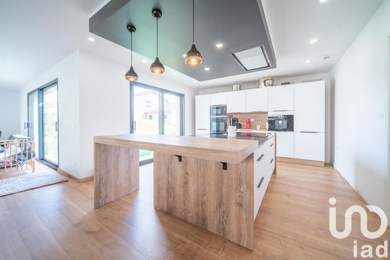 Maison - 168 m² - 6 pièces