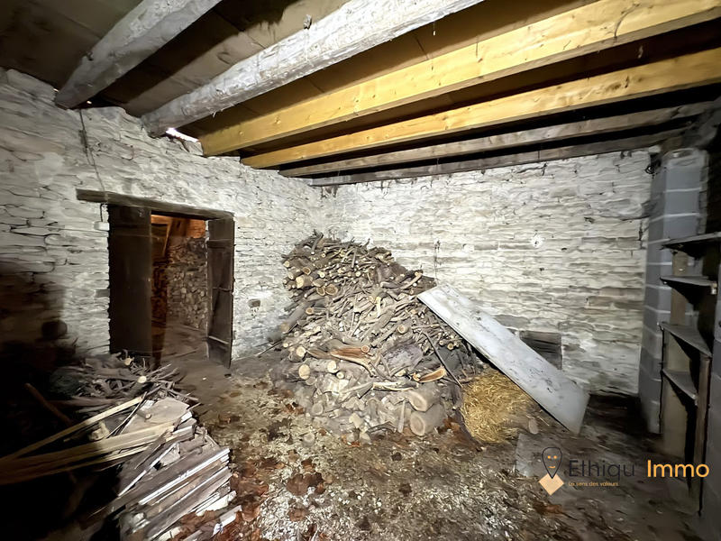 Maison - 218 m² - 10 pièces