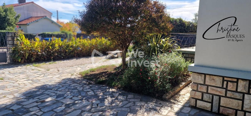 Maison - 93 m² - 5 pièces