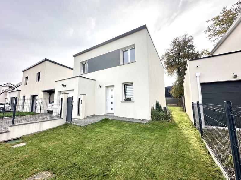 Maison - 94 m² - 4 pièces