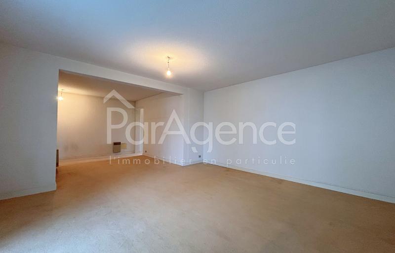 Appartement - 81 m² - 3 pièces