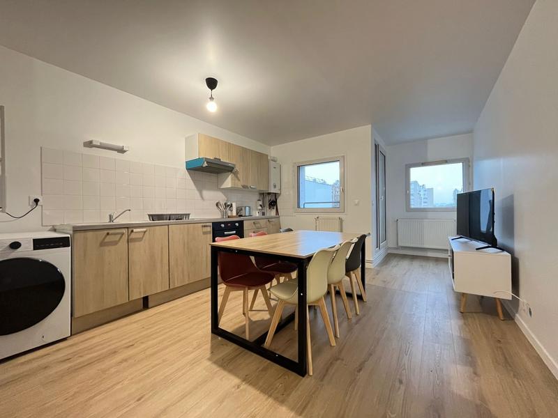 Appartement - 83 m² - 5 pièces