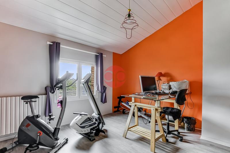 Maison - 166 m² - 6 pièces