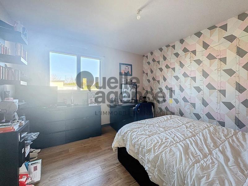 Maison - 12 m² - 5 pièces