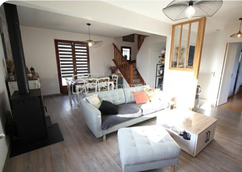 Maison - 93 m² - 5 pièces