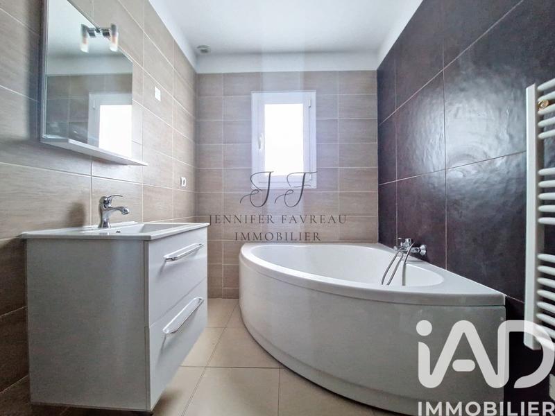 Maison - 83 m² - 4 pièces