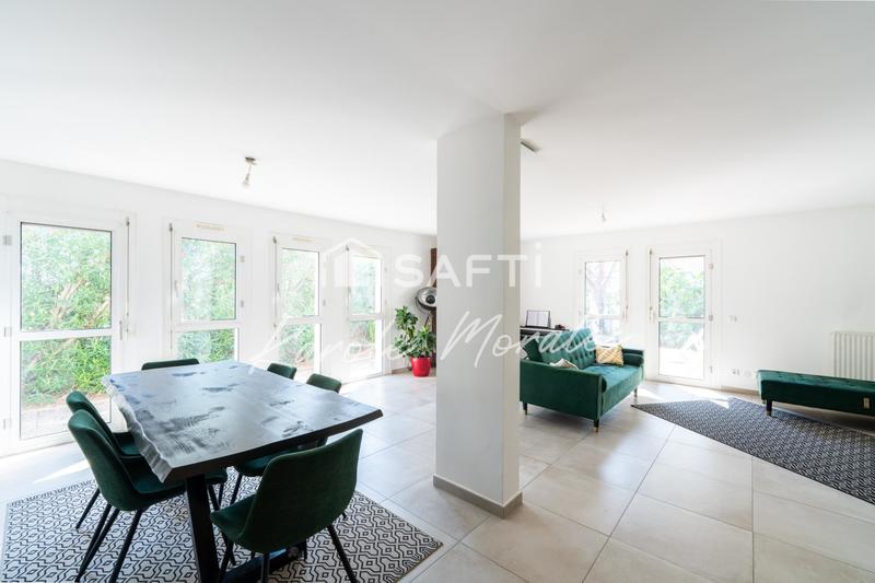 Maison - 140 m² - 5 pièces