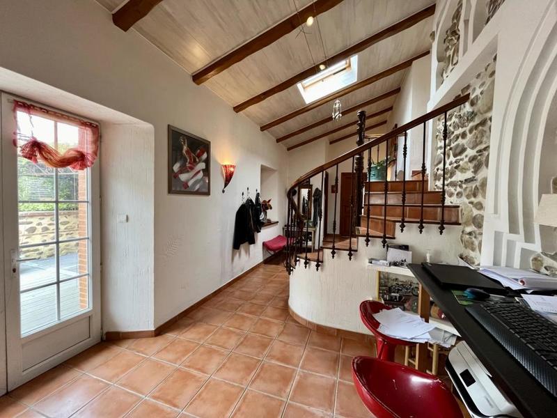 Maison de village - 248 m² - 10 pièces