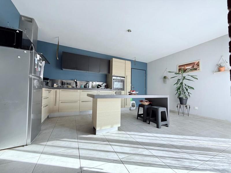 Maison - 196 m² - 4 pièces