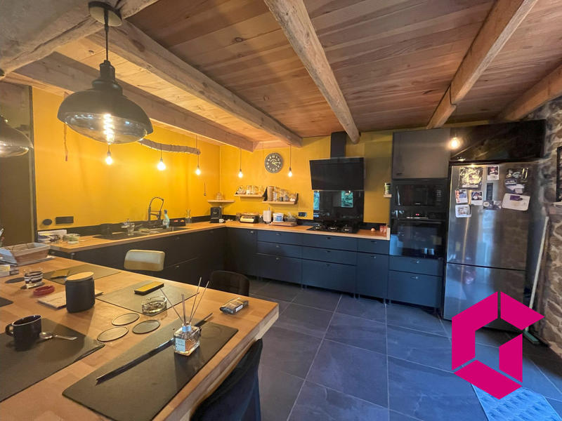 Maison - 136 m² - 3 pièces