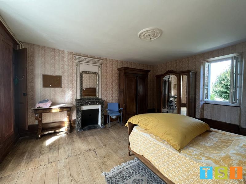 Maison - 200 m² - 7 pièces