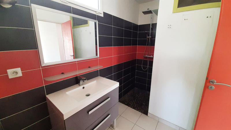 Maison - 104 m² - 5 pièces