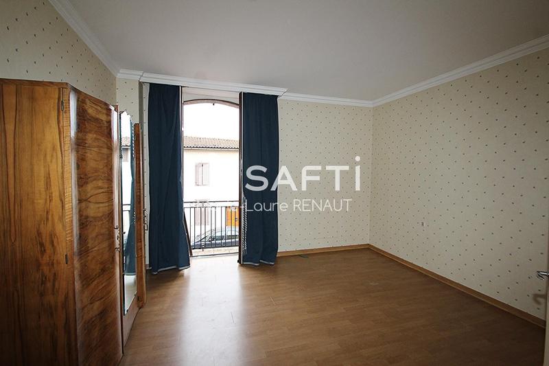 Maison - 202 m² - 7 pièces