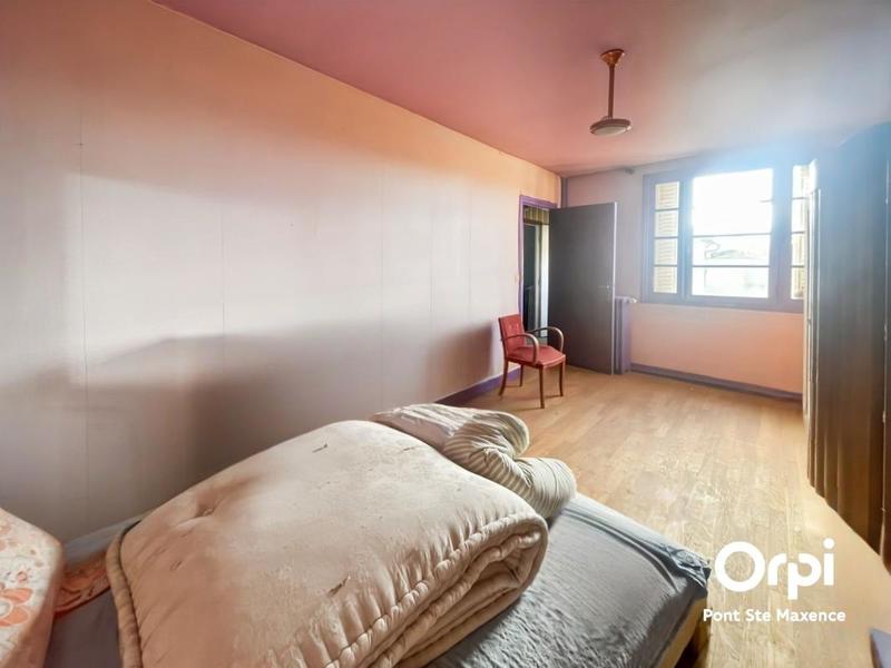 Maison - 169 m² - 6 pièces