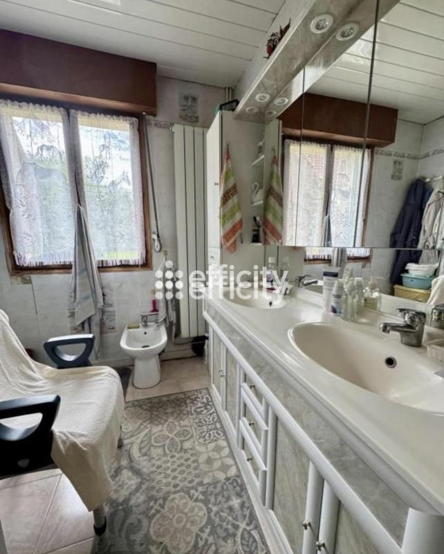 Maison - 138 m² - 4 pièces