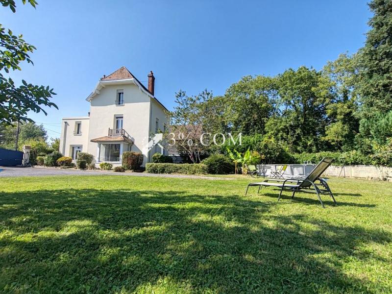 Maison bourgeoise - 165 m² - 7 pièces
