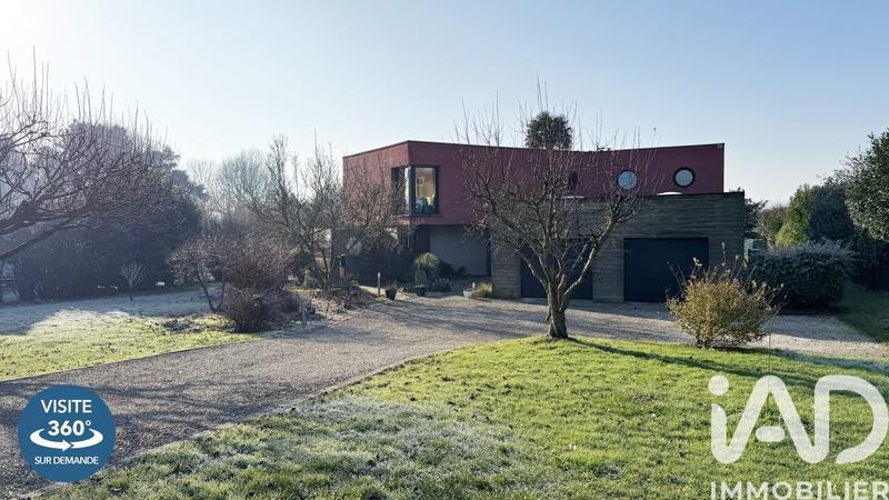 Maison de maîtres - 250 m² - 10 pièces