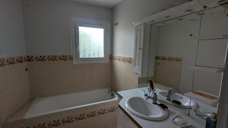 Maison - 157 m² - 8 pièces