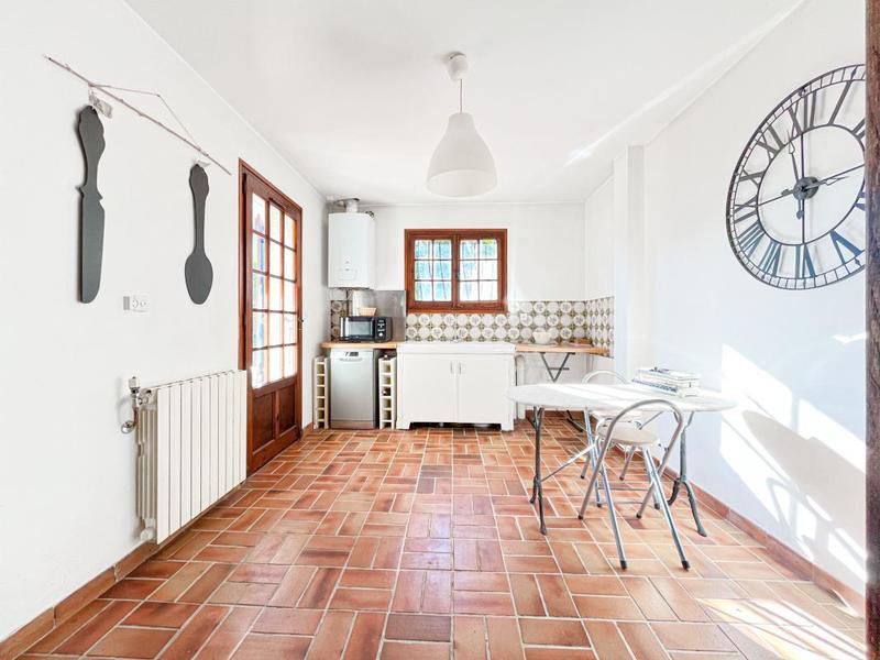 Maison - 200 m² - 7 pièces