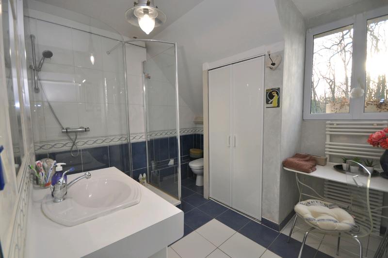 Maison - 226 m² - 9 pièces