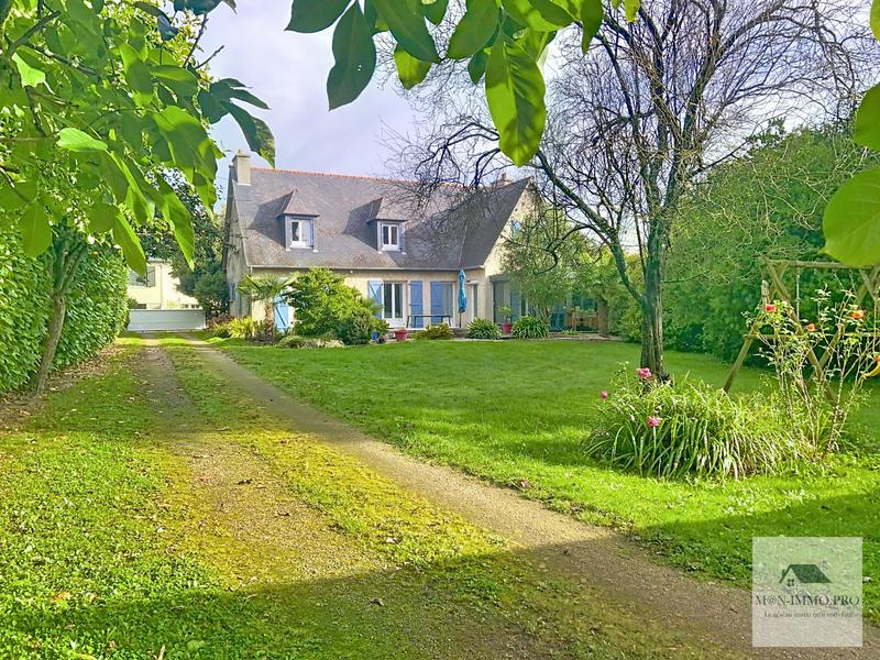 Maison - 166 m² - 6 pièces