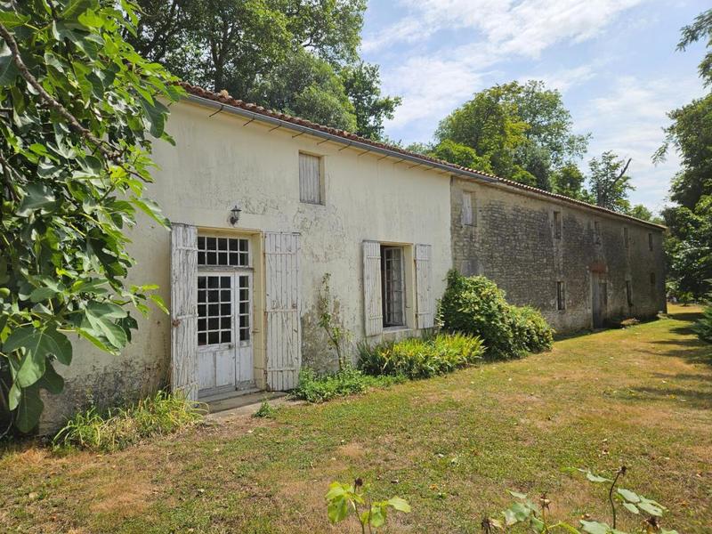 Maison - 292 m² - 10 pièces