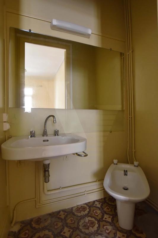 Appartement - 194 m² - 5 pièces