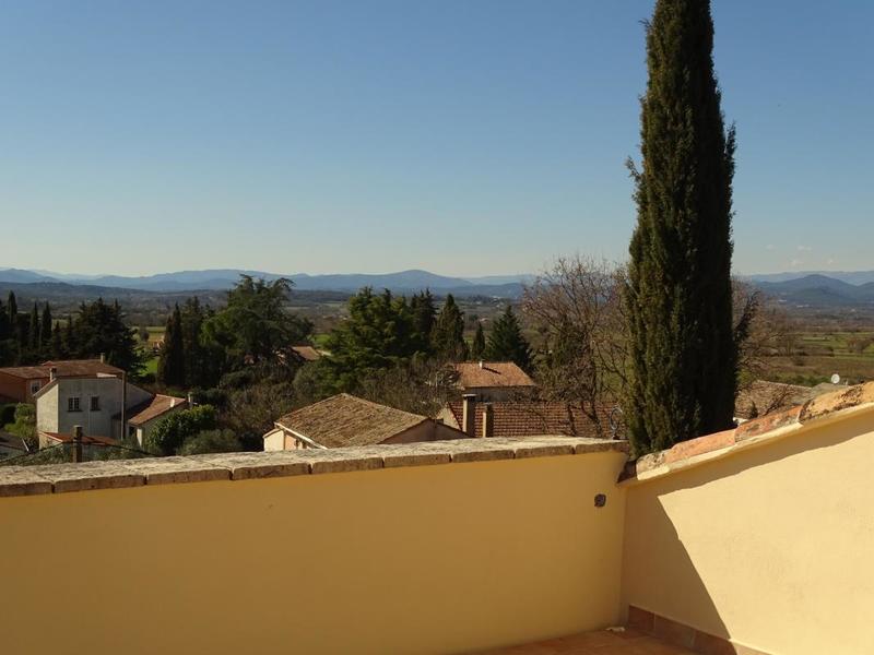 Maison de village - 180 m² - 10 pièces