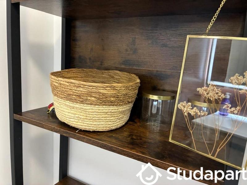 Chambre - 9 m² - 1 pièce