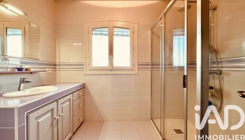 Maison - 137 m² - 4 pièces