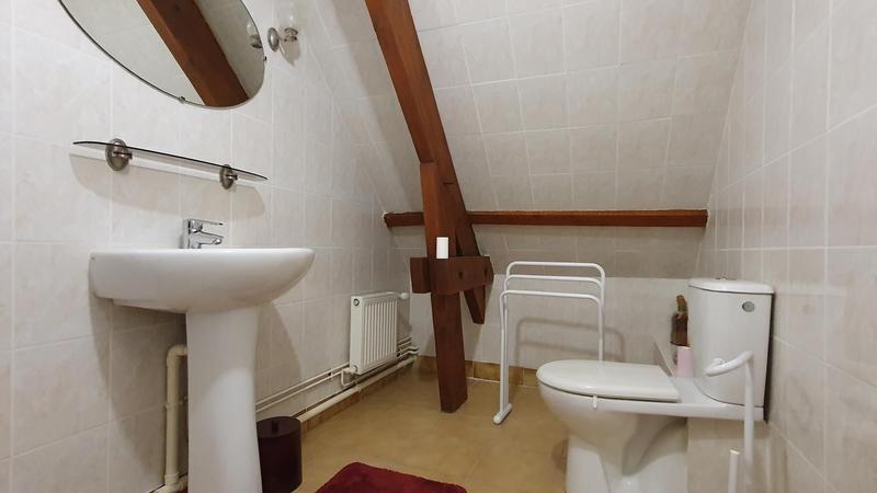 Maison - 180 m² - 7 pièces