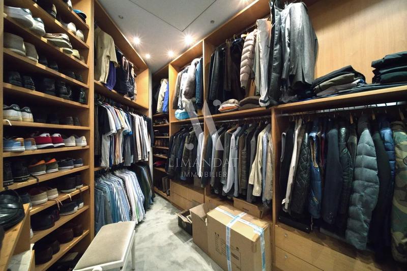 Appartement - 330 m² - 6 pièces