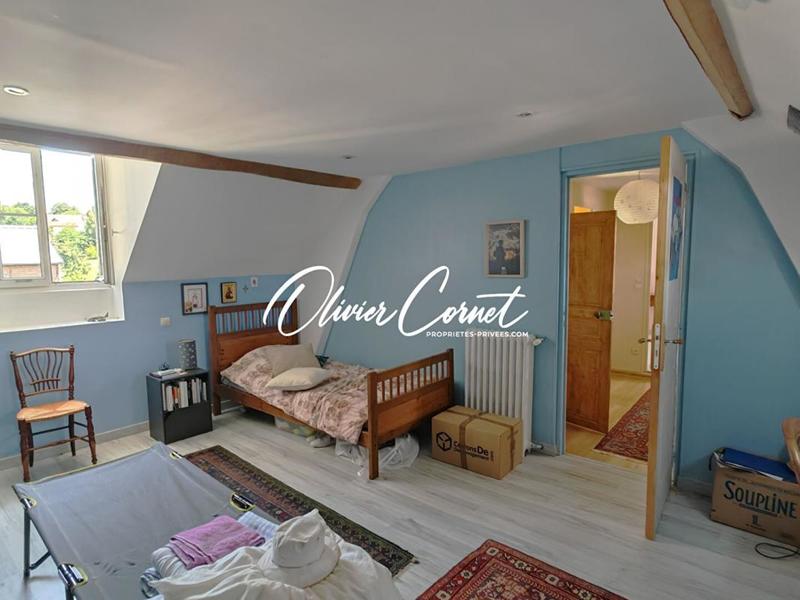 Maison - 169 m² - 9 pièces