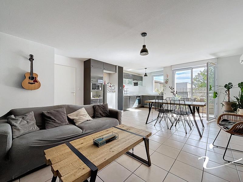 Appartement - 65 m² - 3 pièces