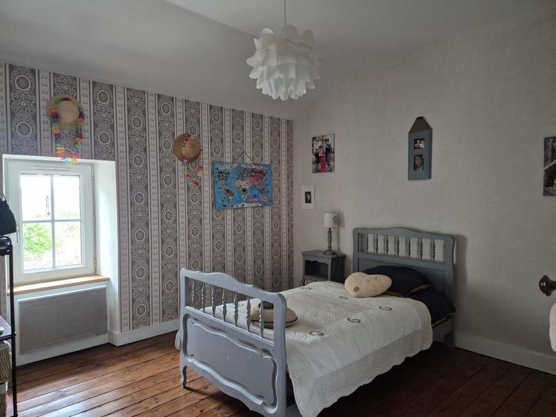 Maison en pierre - 231 m² - 9 pièces