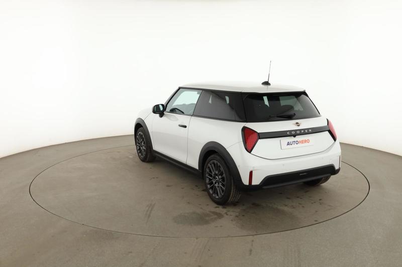 Mini Mini Cooper c Finition Essential Dkg7 3p 156 ch