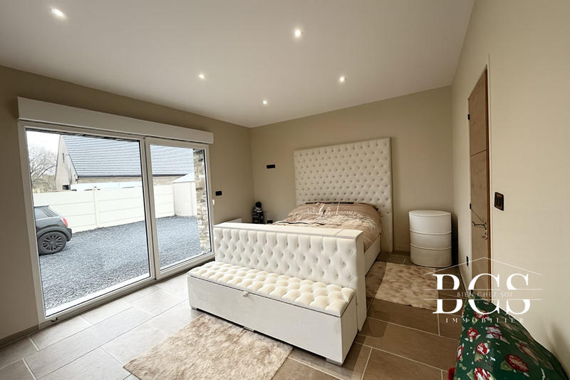 Maison - 94 m² - 5 pièces