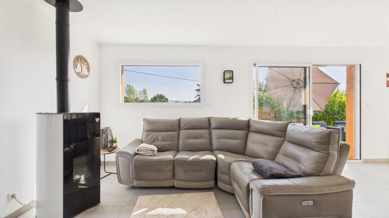 Maison - 95 m² - 4 pièces