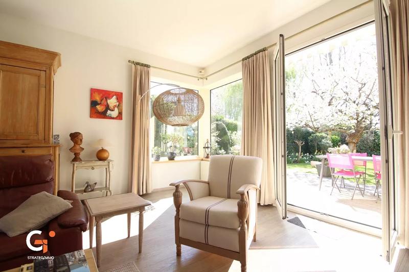 Maison - 174 m² - 7 pièces