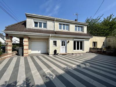 Maison - 164 m² - 5 pièces