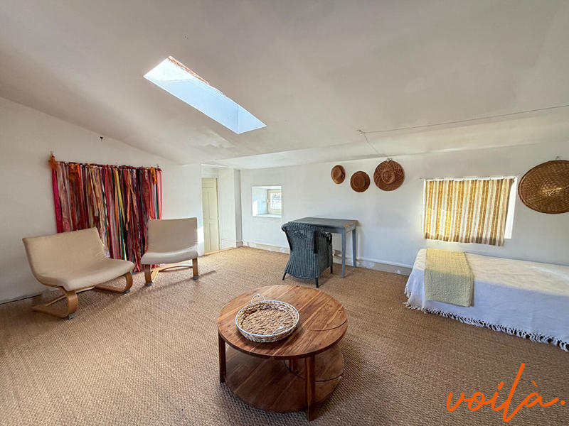 Immeuble - 110 m² - 6 pièces