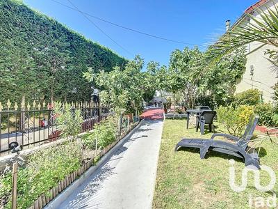 Maison - 200 m² - 7 pièces