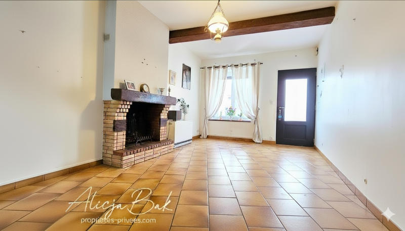 Maison - 93 m² - 4 pièces