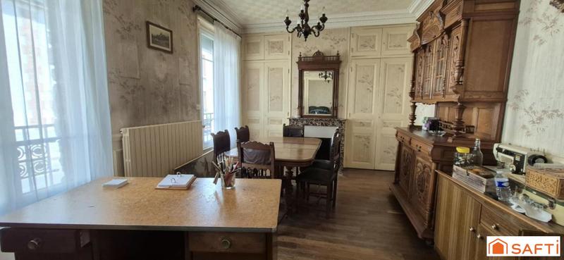 Maison - 176 m² - 8 pièces