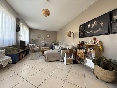 Maison - 98 m² - 4 pièces