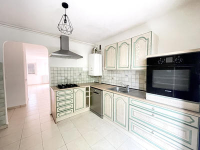 Appartement - 85 m² - 4 pièces